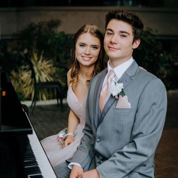 Meet your Posher, Kyla - Picture 1 of 1